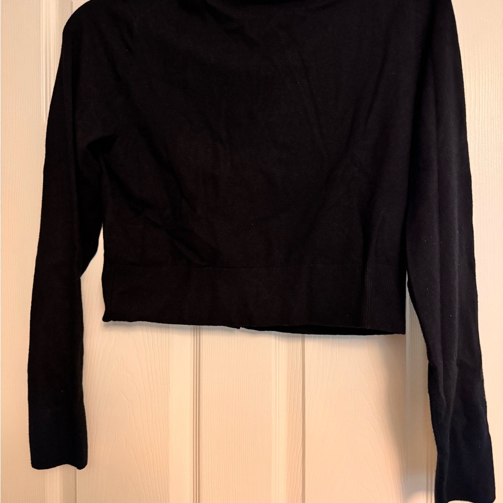 WHITE HOUSE BLACK MARKET black cardigan crop long sleeve sweater. SIZE L. - Picture 3 of 5
